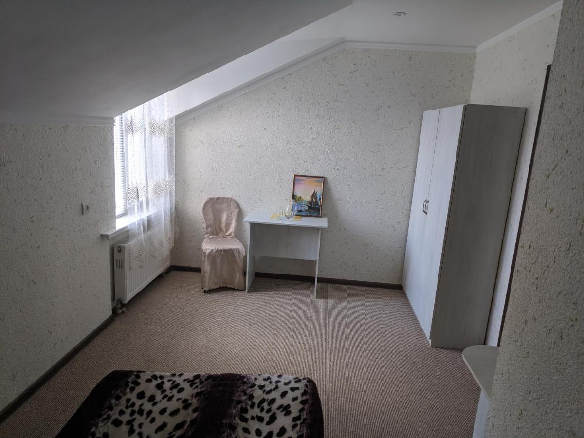 Zhyttedar Ulanov Extérieur photo
