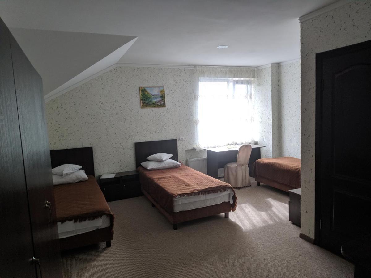 Zhyttedar Ulanov Extérieur photo